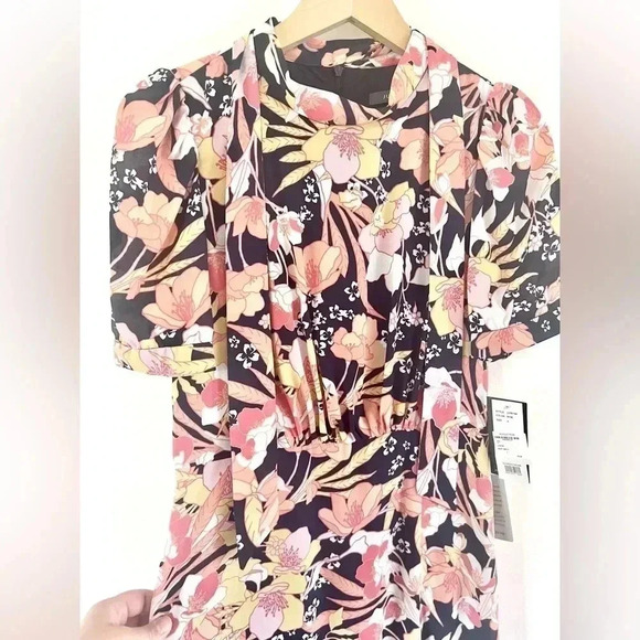 Julia Jordan Floral Puff-Sleeve Navy Blue Short Sleeve Midi Dress Size 4, NWT - Picture 4 of 16